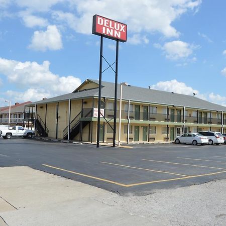 Delux Inn Tulsa Exteriör bild