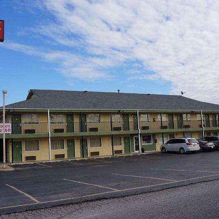 Delux Inn Tulsa Exteriör bild